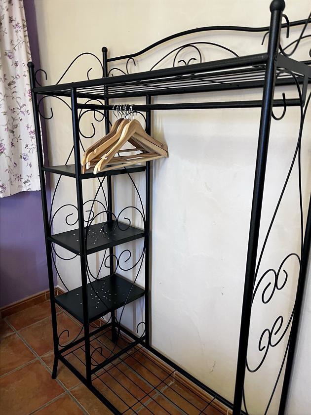 armario-perchero-habitación