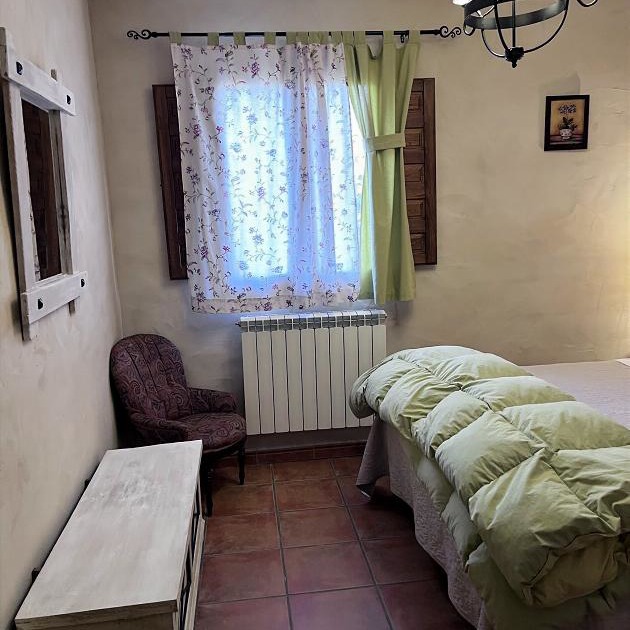 espejo-baúl-descalzadora-habitación-doble