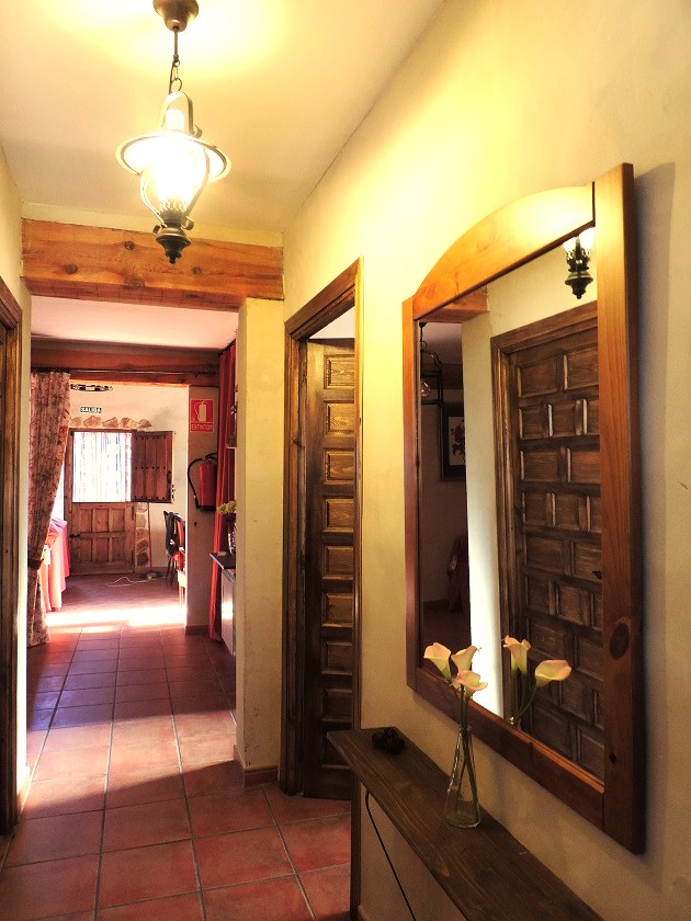 pasillo-entrada-acceso-interior
